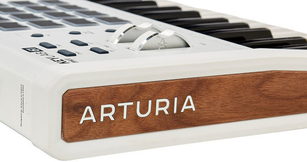 Arturia Keylab MkII, 61 tipka