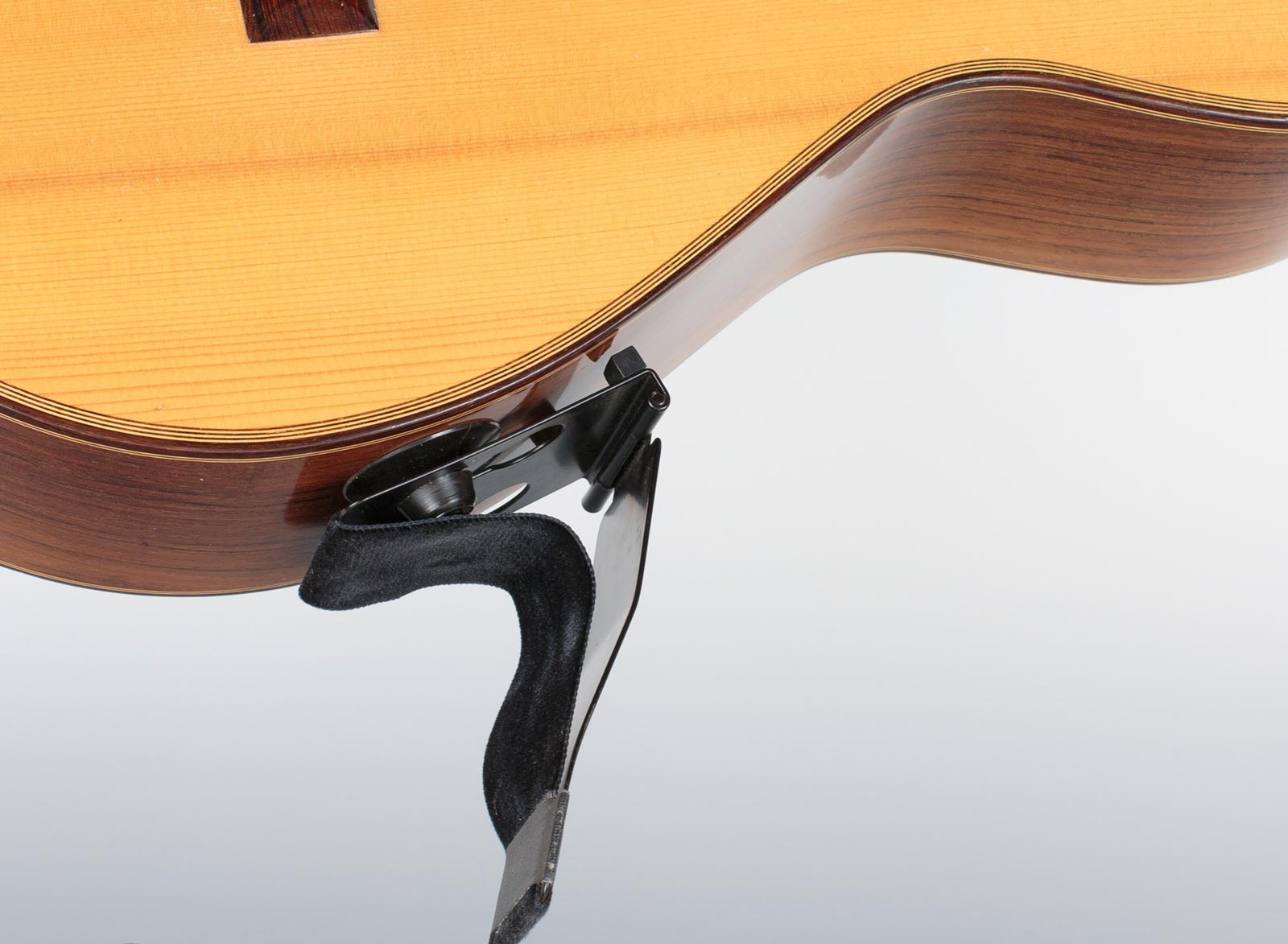 Gitano Guitar Rest